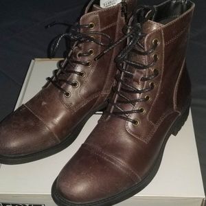 Frye Cody lace up boots